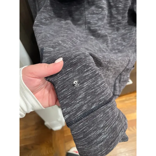 Lululemon heathered grey hoodie with front‎ pockets jacket women's 4 - Image 4