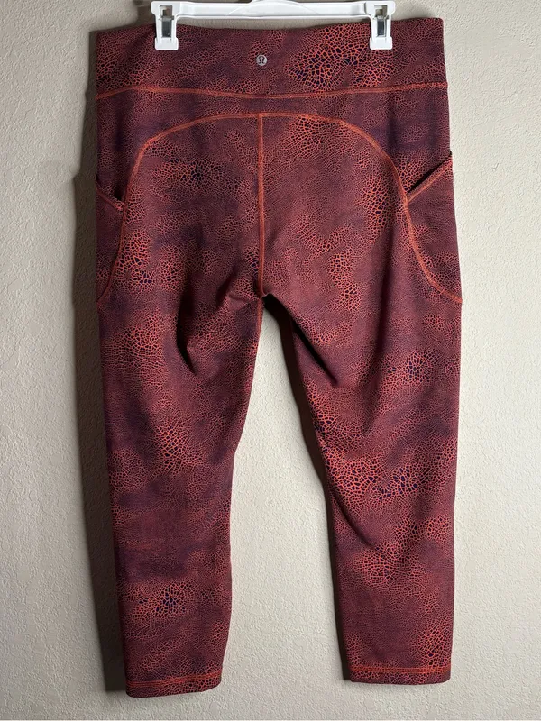 Lululemon Invigorate High-Rise Crop 23" Size 16 W6BGES - Image 3