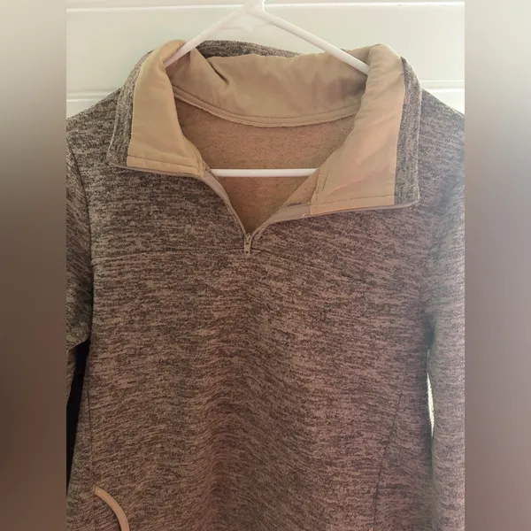 Brown Quarter Zip Sweatshirt Women’s Size L - Image 2