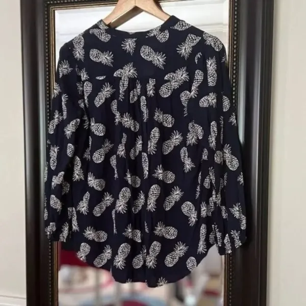 LOFT Pineapple Long Sleeve Blouse Small - Image 3