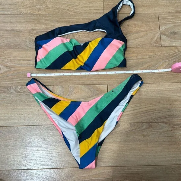 NWOT Cotton on rainbow bikini top size‎ xs and bottoms small - Image 2