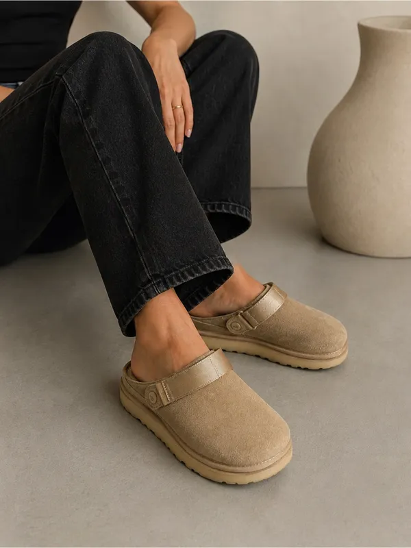 UGG Goldenstar Clog Mustard Seed Shoe - Image 2