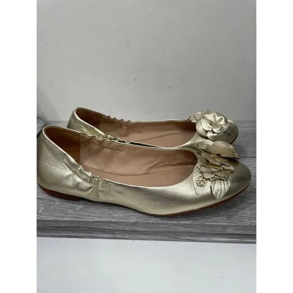 Tory Burch Minnie Travel Ballet‎ Flats Gold Metallic Leather Flower Womens 6.5 - Image 4