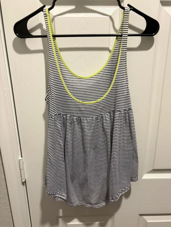 American Eagle Tank Top - Image 2