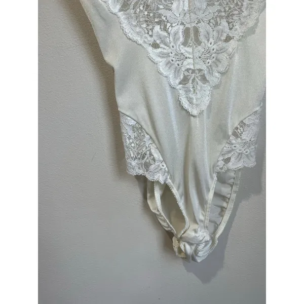 Vintage Henson Kickernick Lace‎ Teddy Lingerie Romantic Cottagecore Size S - Image 5