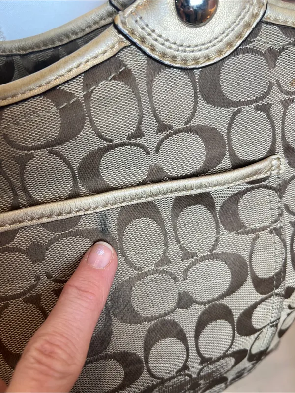 Coach Beige Signature Canvas Tote with Gold Trim - Image 5