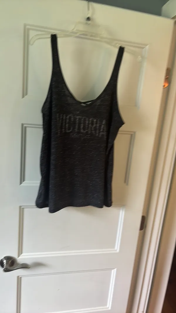 Victoria secret size large tank Gray - Image 4