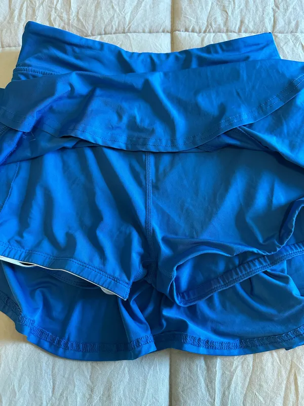 Amazon Blue Athletic Skirt with Shorts - Image 3