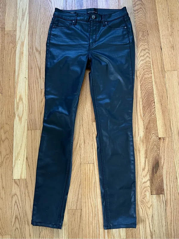 White House Black Market High-Rise Coated Skinny Jeans Black Size 4 - Image 6