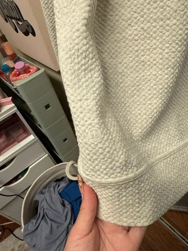 lululemon Textured Crewneck Pullover Sweatshirt White Opal Size 4 - Image 3