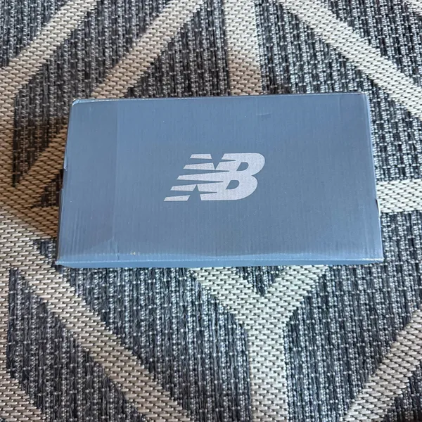 New Balance 550 Sneaker Lakers Pack White/Orange Womens Size 7.5 - Image 4