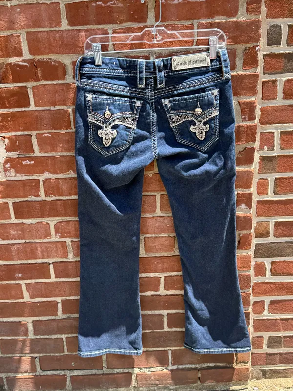 Rock Revival Bootcut Jeans Women’s Dark Wash Embellished Flap Pocket Denim - Image 2