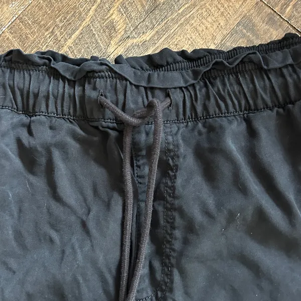 LOFT‎ Black Casual Drawstring Ruffled Cargo Casual Shorts Size XLARGE - Image 2