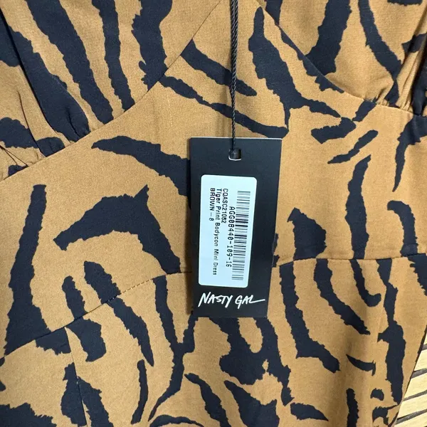 Nasty Gal Tiger Print Mini‎ Dress Size 4 - Image 7