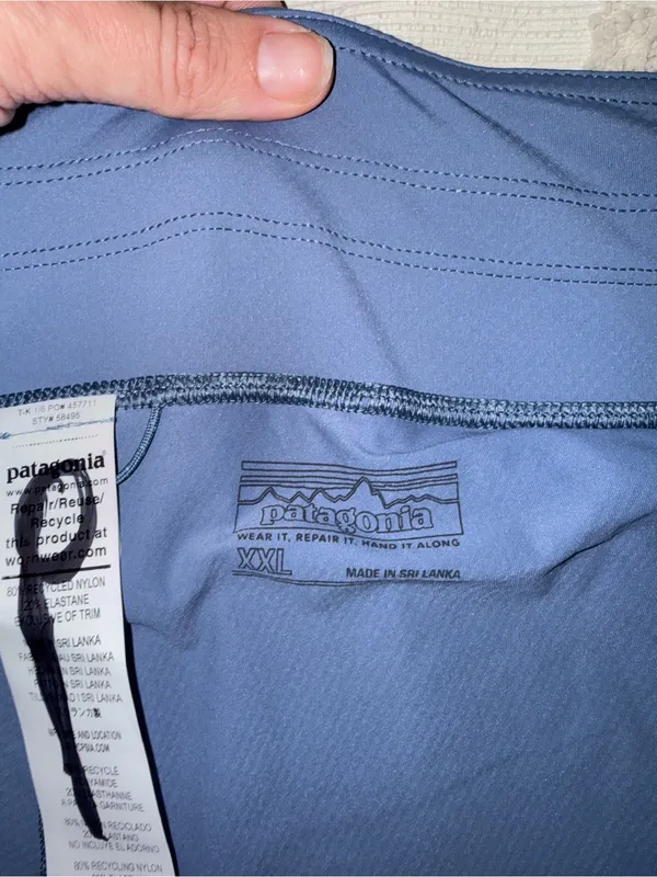NWOT Patagonia Women's Navy Blue Athletic Skort XXL - Image 5