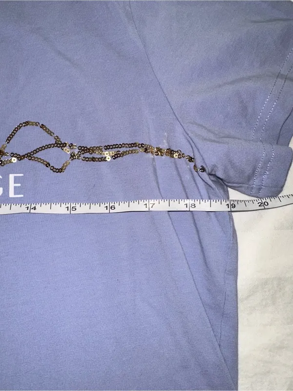 Armani Exchange Lavender Tee with Gold Accent Logo - Image 4