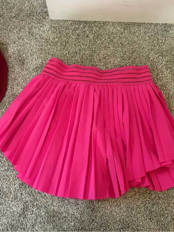 Altar'd State Pleated Pink Women's Skirt - Flowy A-Line Design - Image 4