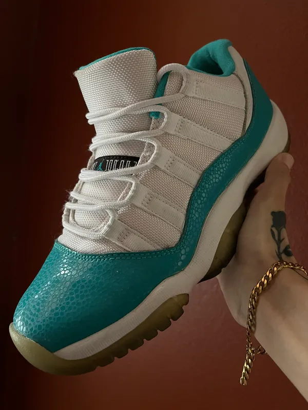 Air 11 Retro Low GS ‘Aqua Safari’ - Image 2