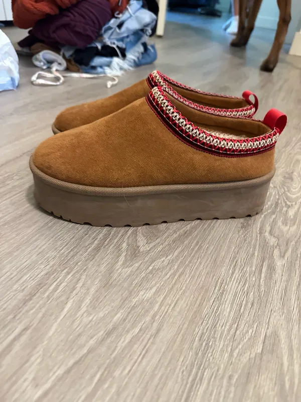 Slippers - Image 3
