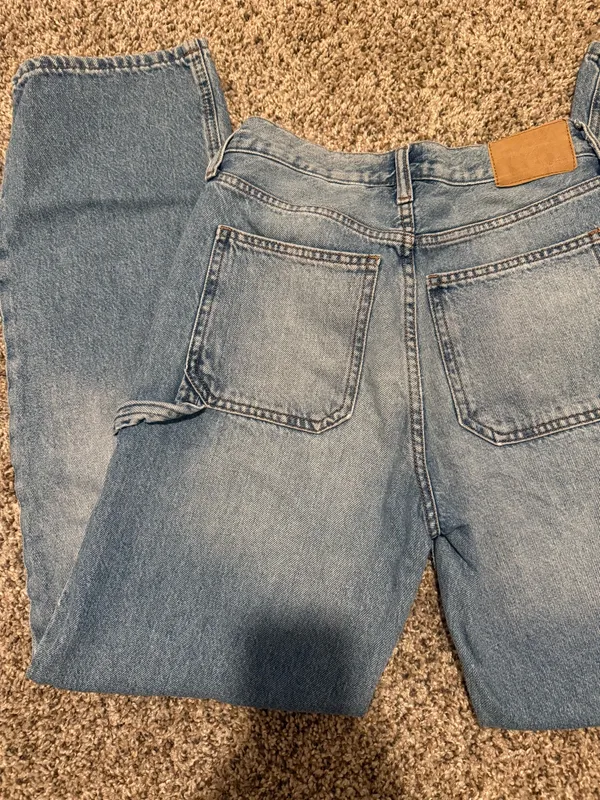 Aeropostale 90s Baggy High-Rise Jeans - Image 3