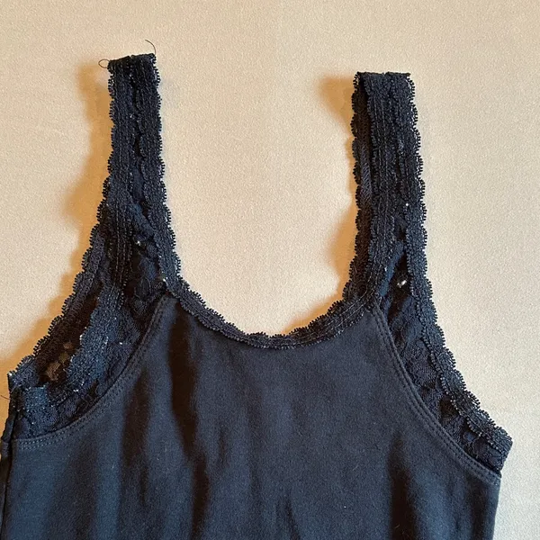 Abercrombie & Fitch Black Tank Top with Lace Straps - Image 4