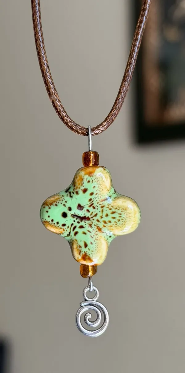 Handmade chunky flower cross ceramic bead cute fairy boho retro necklace🤎 - Image 2