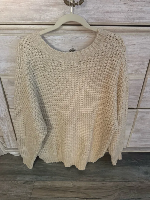 American Eagle Cream Sweater - Image 2