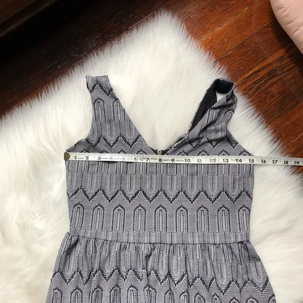 Lucky Brand V Neck Textured Dress - Image 3