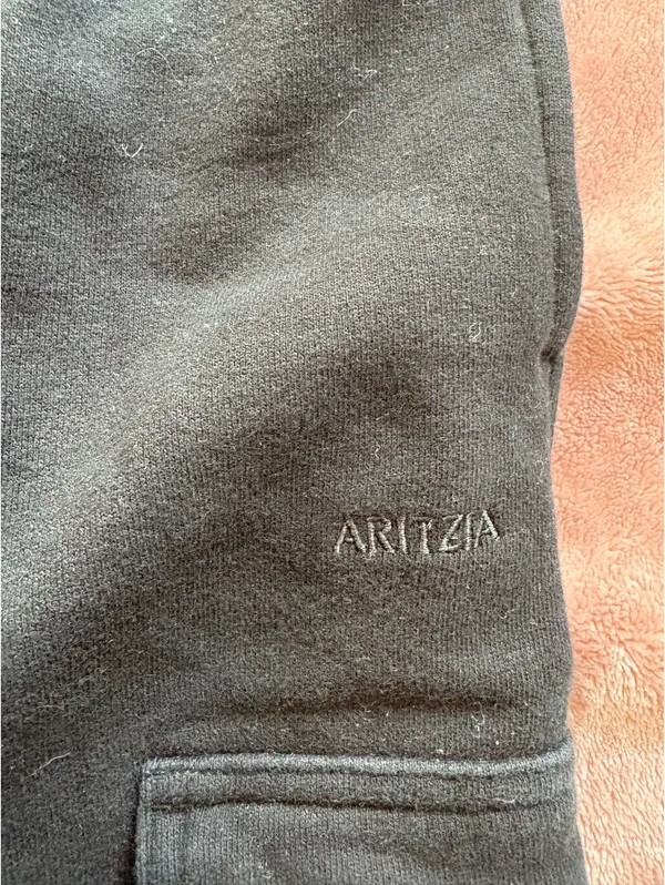 Aritzia Fleece Cozy Sweatpants Mega Cargo - Image 2