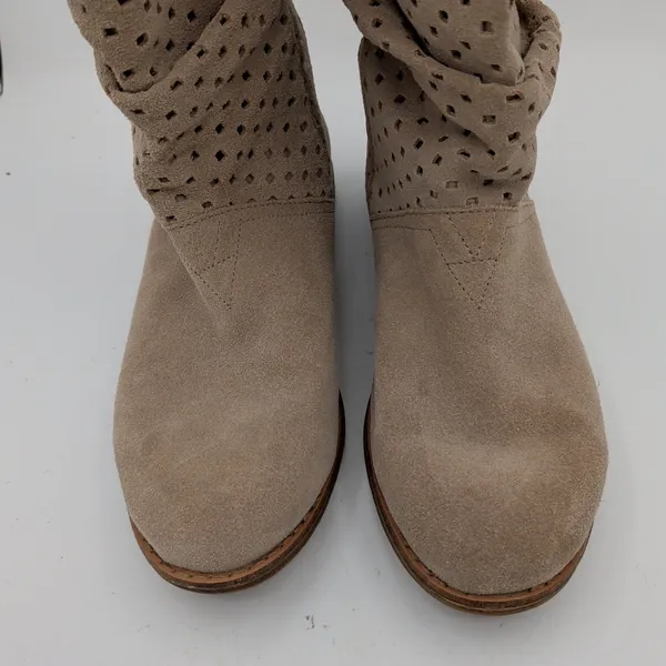 TOMS Serra Slouch Boots Women 8 Taupe Suede Perforated Mid-Calf 710515 Round Toe - Image 4