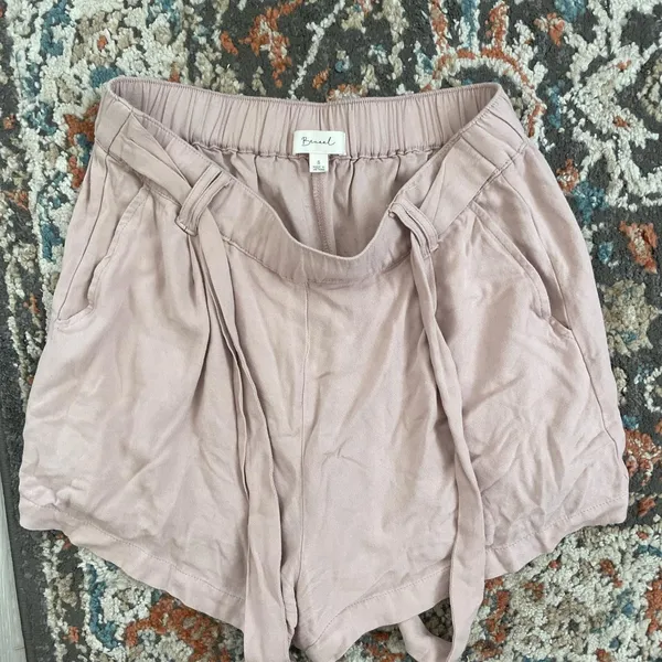 Light Pink Front Tie Shorts - Image 3