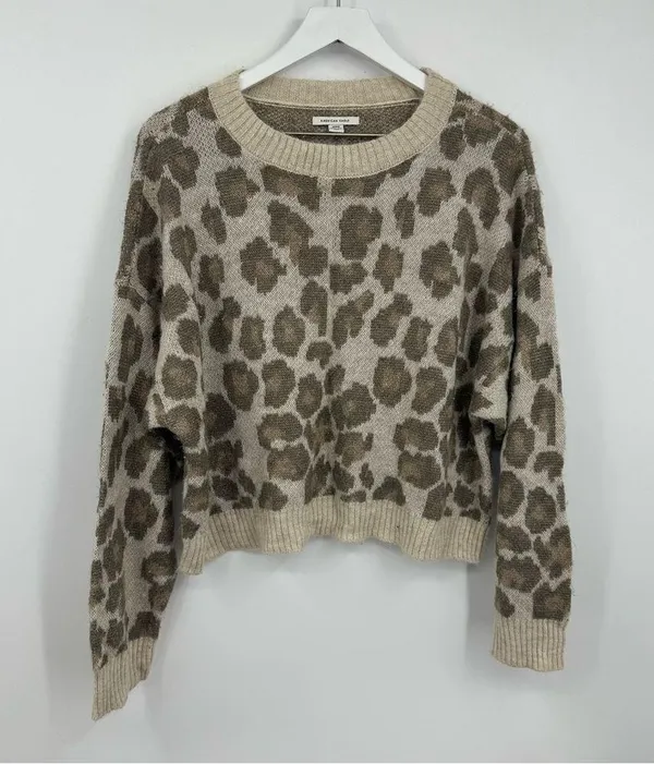 American Eagle Outfitters Leopard Sweater Size Medium Boho Fall Soft Lightweight - Image 2