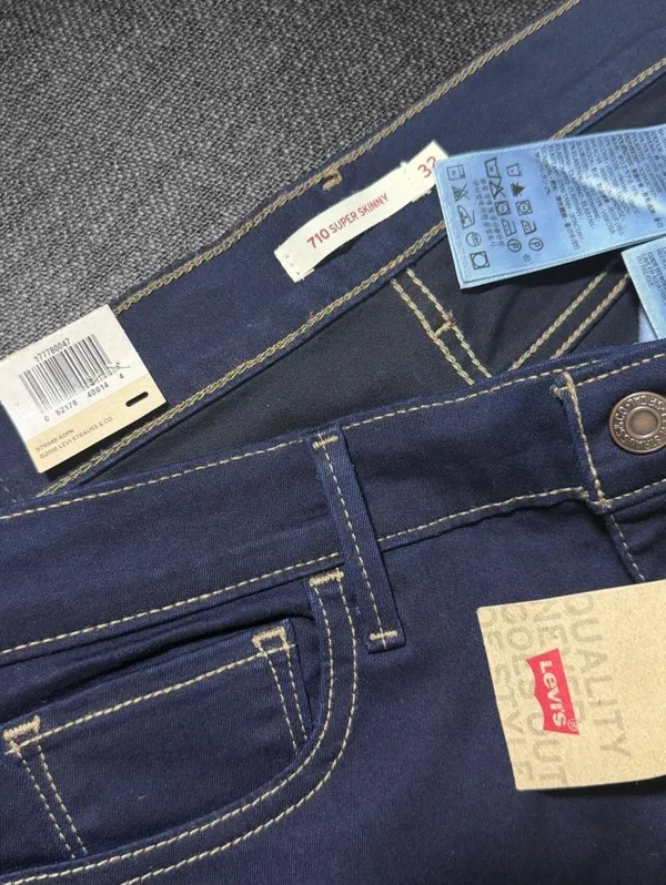 NWT Levi’s 710 Super Skinny Dark Wash Jeans W32 L30 - Image 4