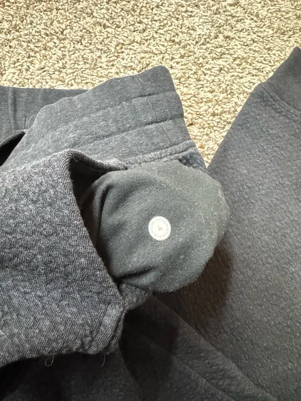 Lululemon Joggers - Image 4