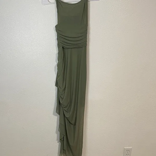 Elegant Asymmetrical Green Dress Saints & Secrets Size XS - Image 7