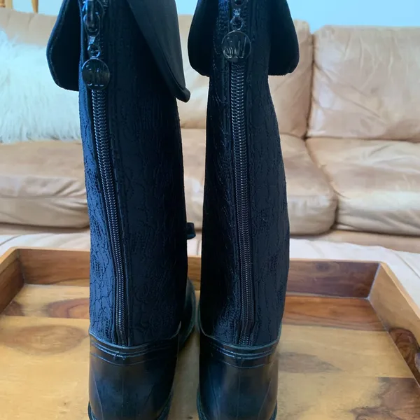 STUART WEITZMAN Tall Black Rain Boots - Image 7
