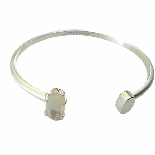Kendra Scott Vada Pinch Bracelet in Ivory Pearl - Image 7