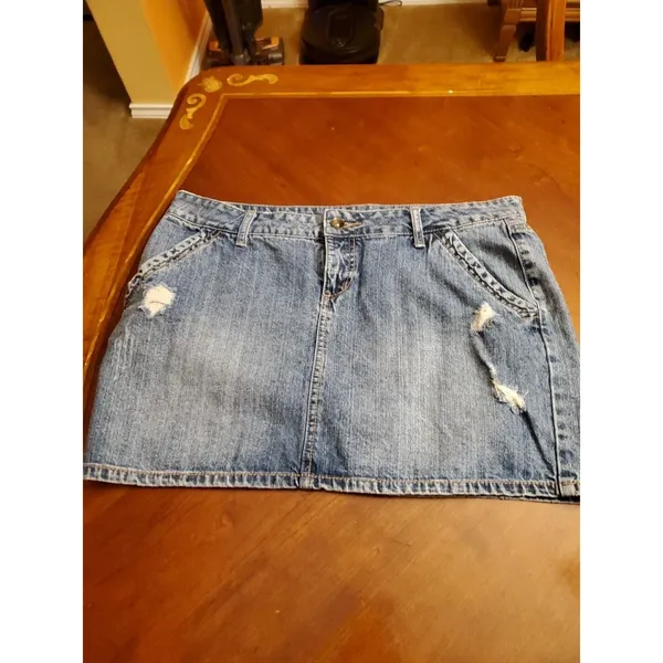 APT 9 Kohls Distressed Blue Jean Mini Skirt Denim Raw Edges Size 16 - Image 2