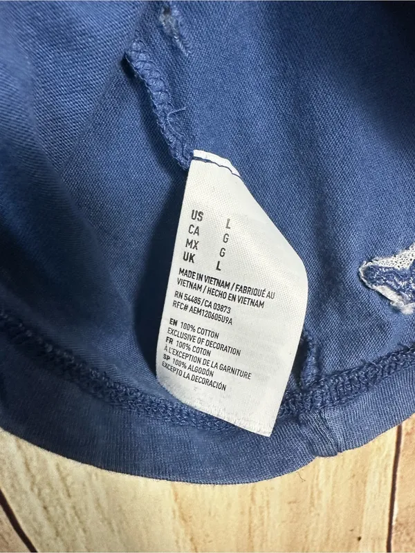 American Eagle Outfitters Favorite T Blue Short Sleeve Pocket Tee - Image 6