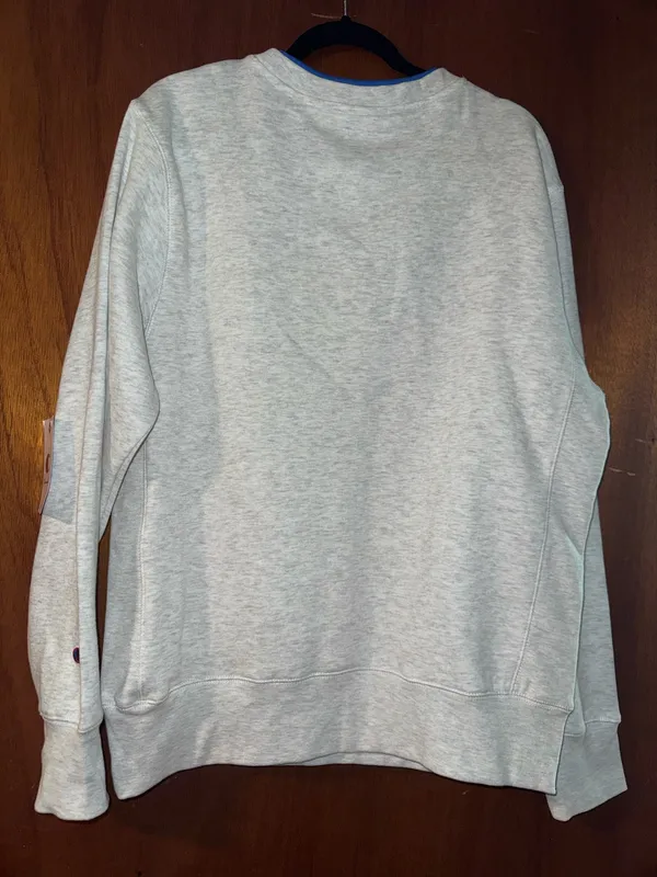 NWT Champion Space Jam March Madness NCAA Crewneck Sweatshirt M - Image 2