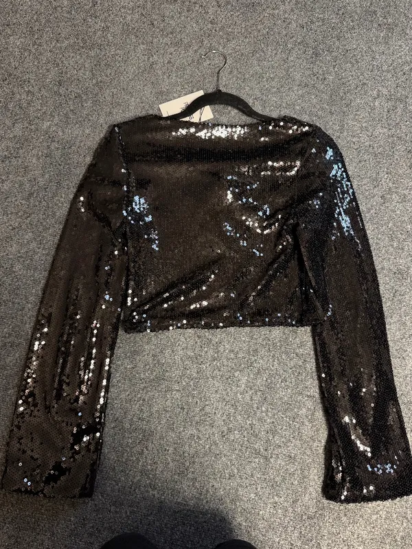 Princess Polly new black sequin top - Image 4
