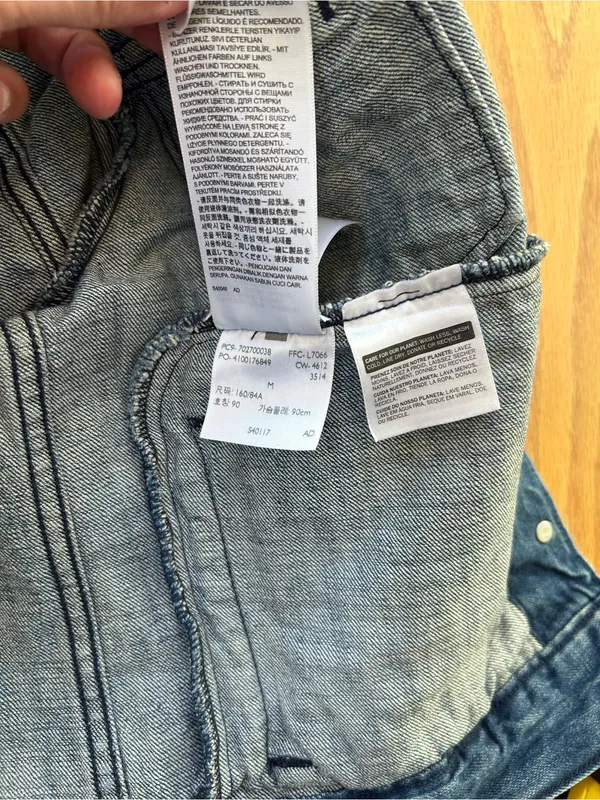 Levi's Original Trucker Denim Jacket Blue‎ Women's Size Medium M 70270-0038 - Image 7