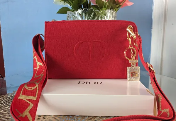Dior Beauty Pouch - Image 2