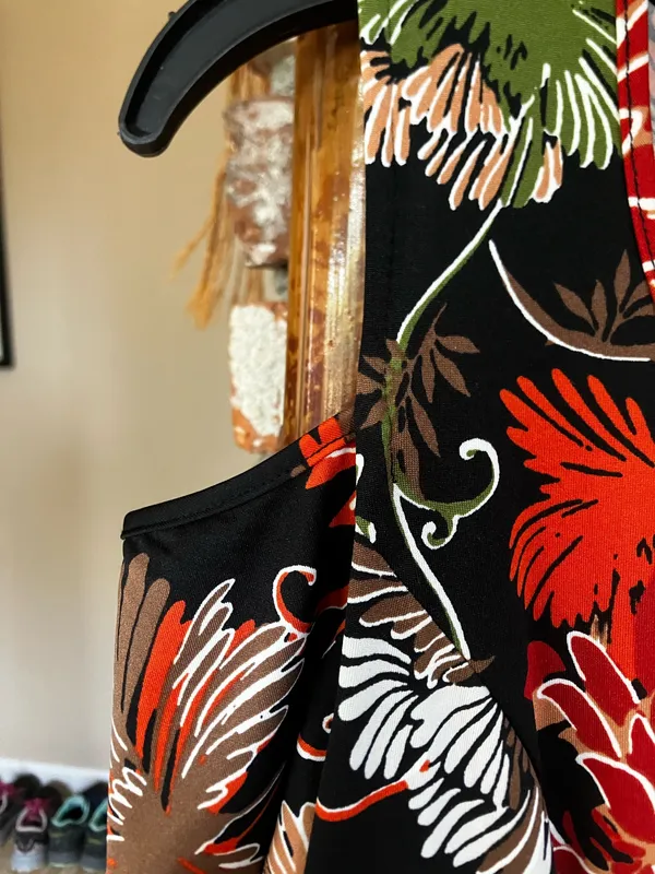 Cold Shoulder Flower Print Dress Size Sp - Image 3