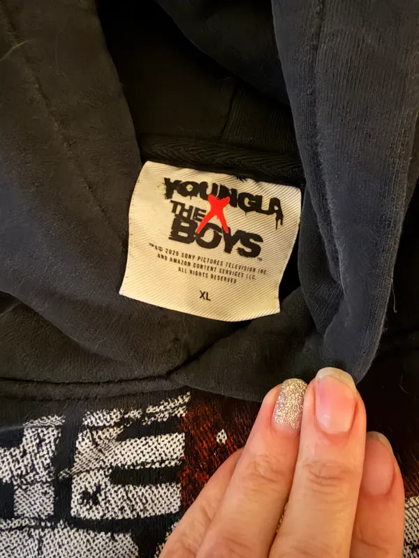Youngla Hooodie Size XL - Image 2