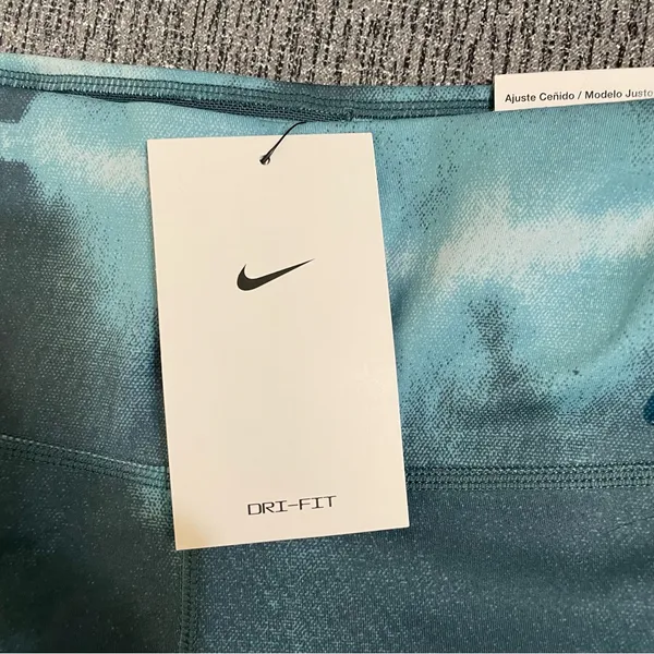 Nike Women’s Dri-Fit One Luxe Training Shorts - Image 11