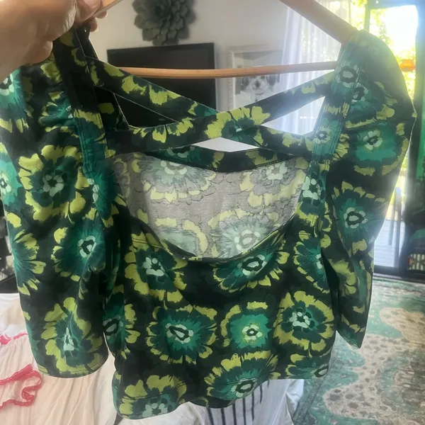 Free People green floral/ crossed back straps sz L - Image 3