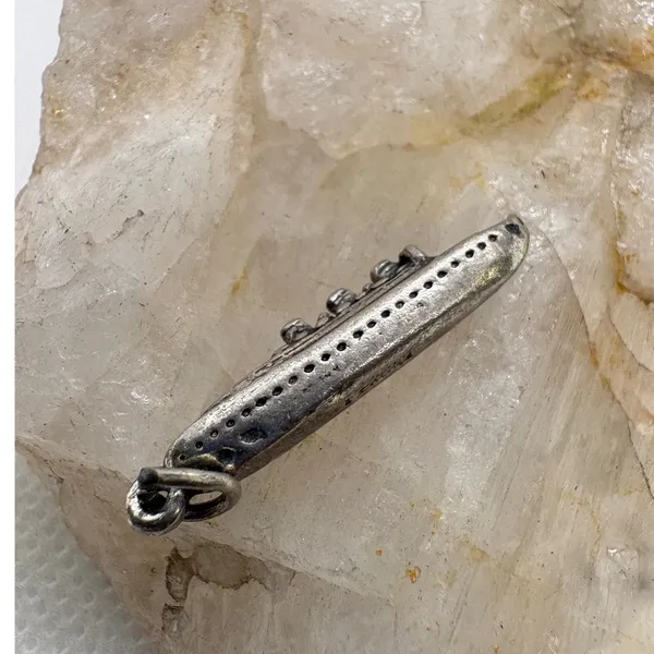Vintage Sterling Silver Queen Mary Ocean Liner Ship Charm 3.27g Nautical Souv - Image 4