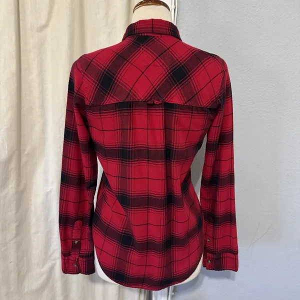 Abercrombie & Fitch Red‎ black Check Plaid Button Down Womans Career Shirt S - Image 6