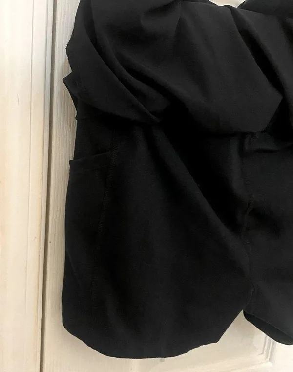 Zella Ruffle Back Performance Skort in Black - Image 6